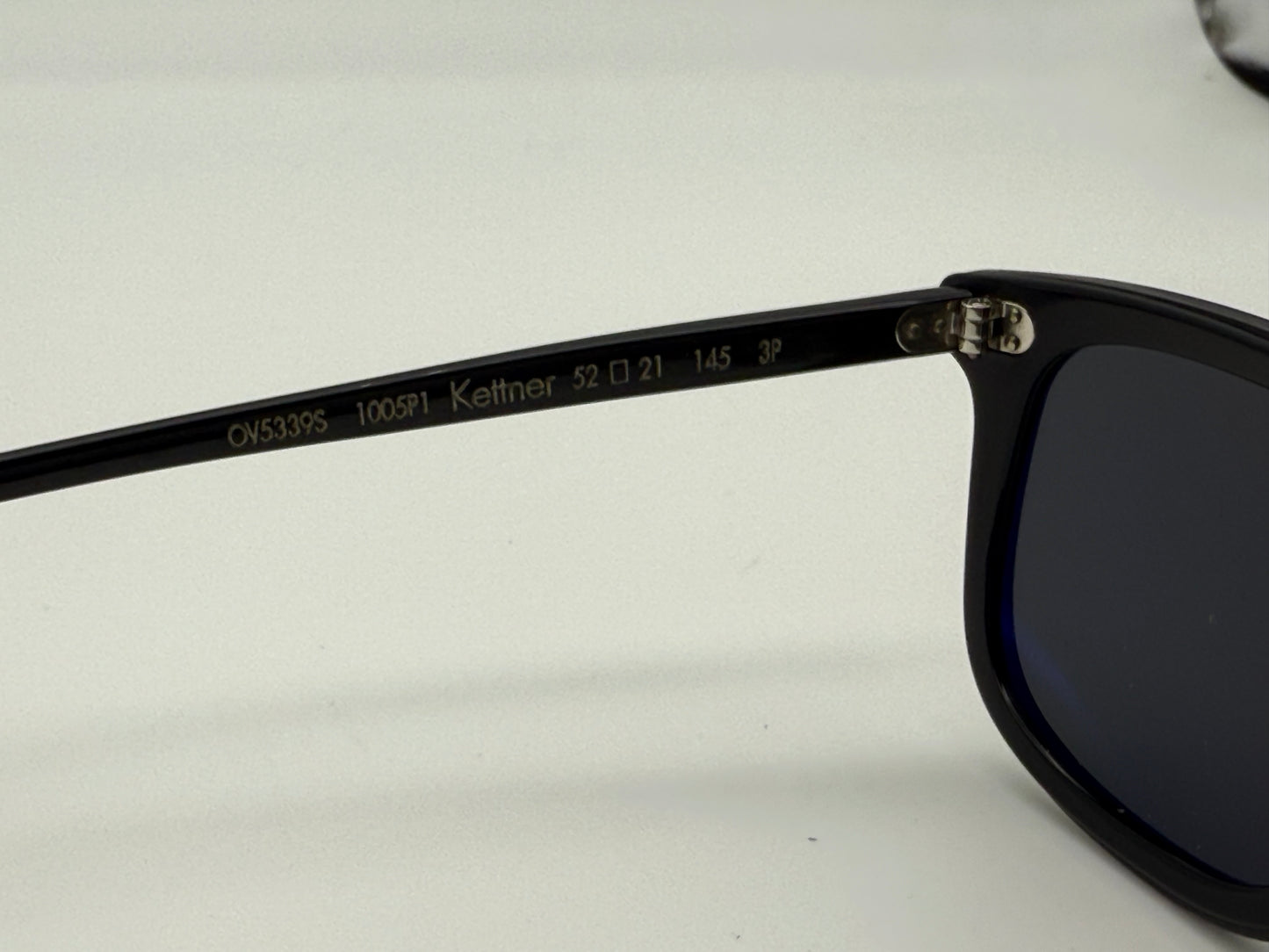 Oliver Peoples Kettner 52mm Black G 15 Polarized lens OV 5339 s 1005P1 Preowned