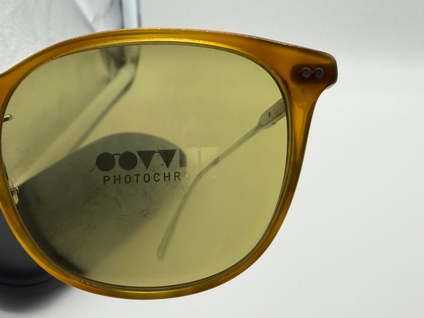 Oliver Peoples Gerardo 51mm OV 5482S 14084C Vintage LBR/Brushed Silver Green Photochromic Vintage Italy Preowned