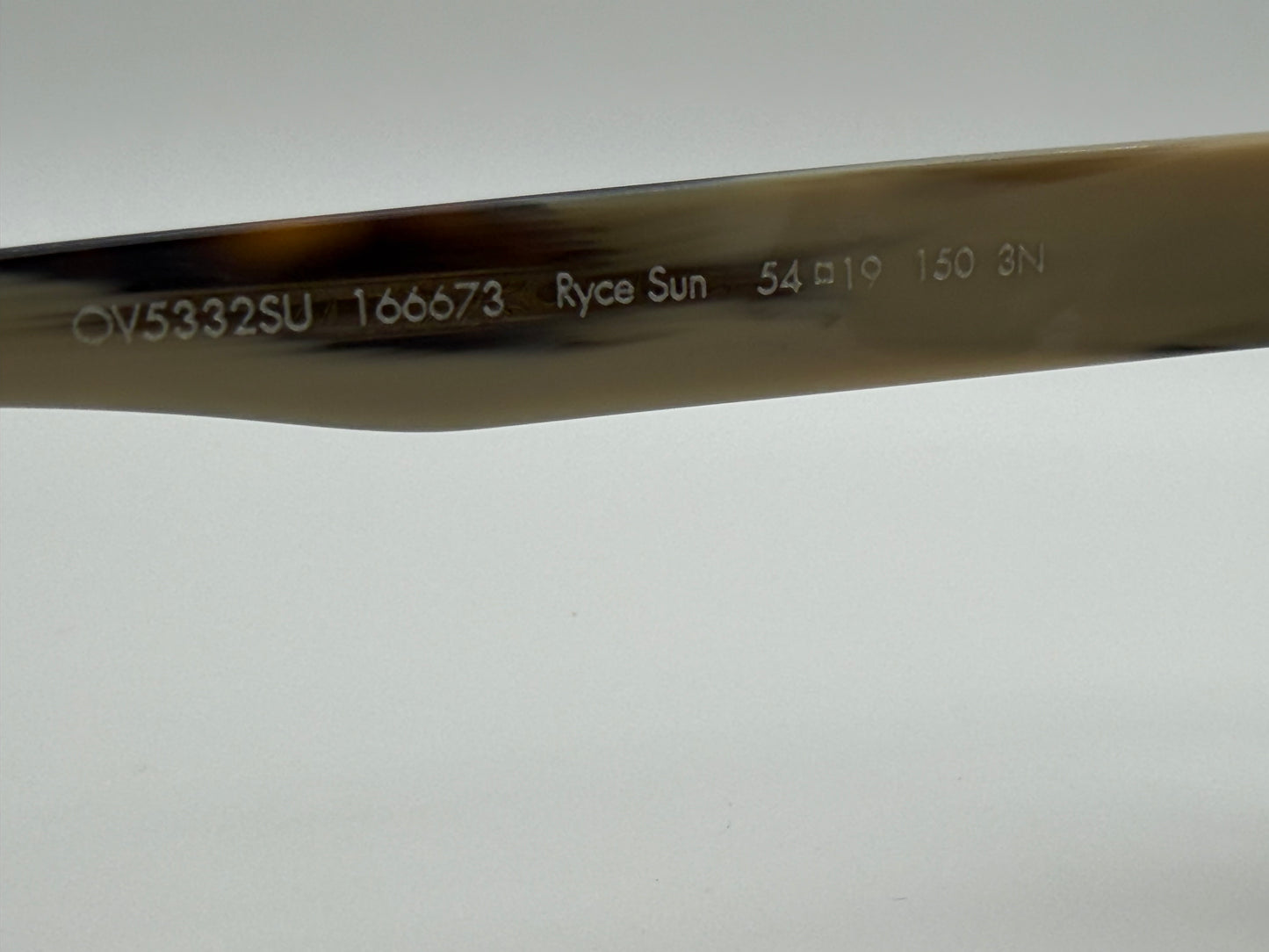 Oliver Peoples  RYCE SUN OV 5332 SU 54mm 362 / Horn - Brown Lens Italy Open Box