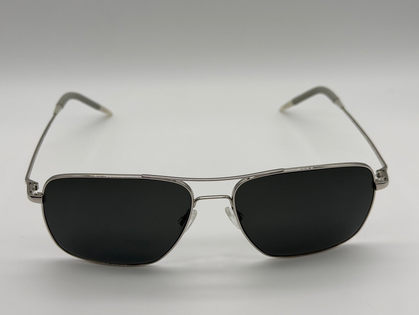Oliver Peoples Clifton 58mm Silver / Dark Gray Polarized Crystal 5036 / P2 Italy Open Box
