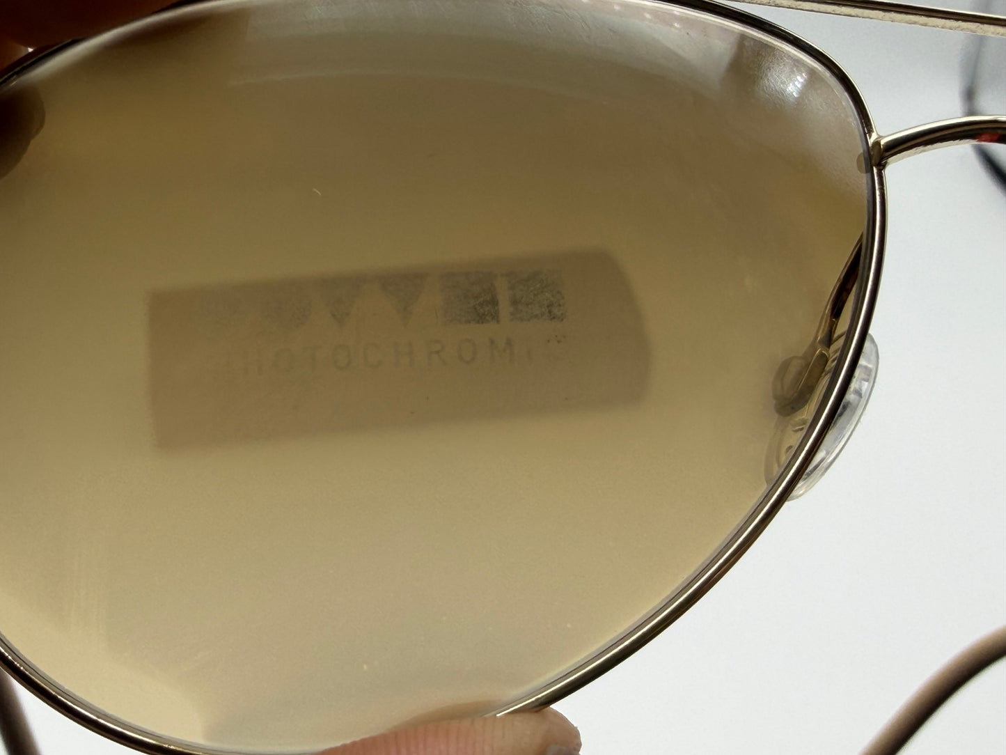 Oliver Peoples Benedict 59mm OV 1002 S 5035P1 Gold / Brown Gradient Photochromic Polarized Italy Preowned