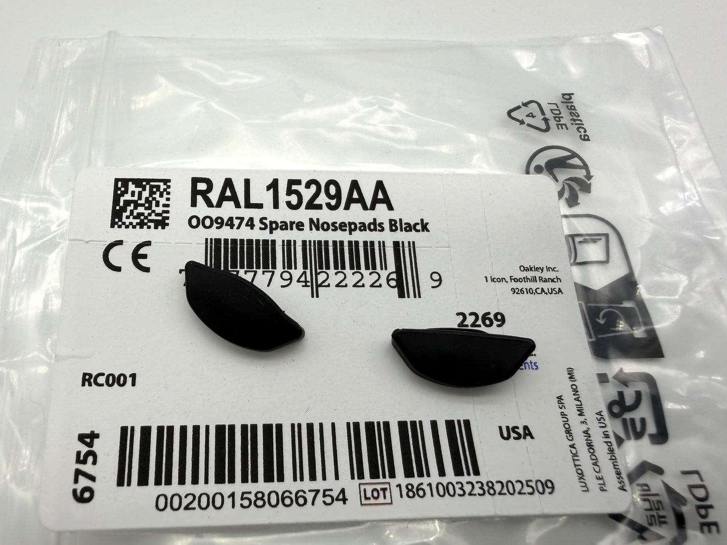 Oakley HSTN OO 9242 Black Rubber Replacement Nose Pads OEM 100% Authentic Regular Fit