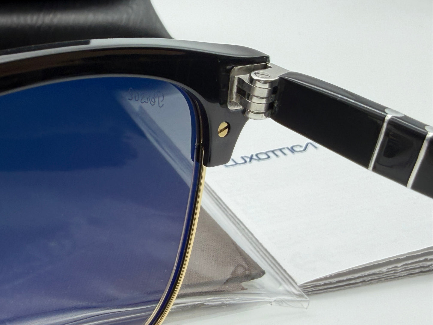 Persol PO 3375 S 50mm Folding Clubmaster Black / Gold - Gray Gradient 122571  Italy Open Box