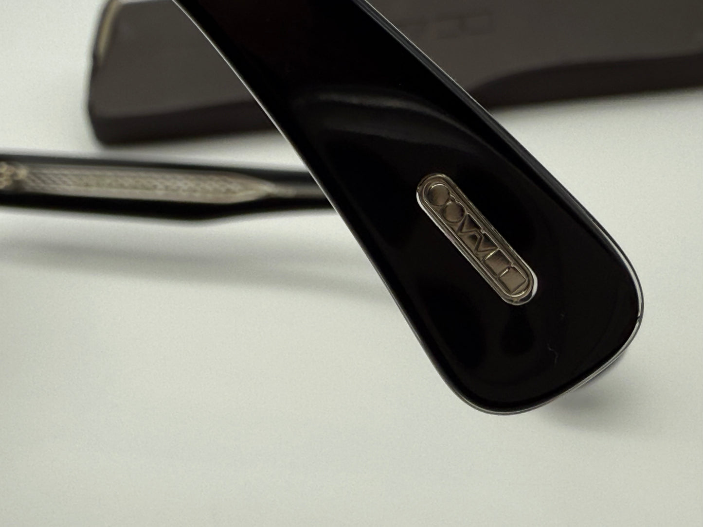 Oliver Peoples Birell Sun 52mm Black / Carbon Gray OV 5524 SU 1492R5 Preowned