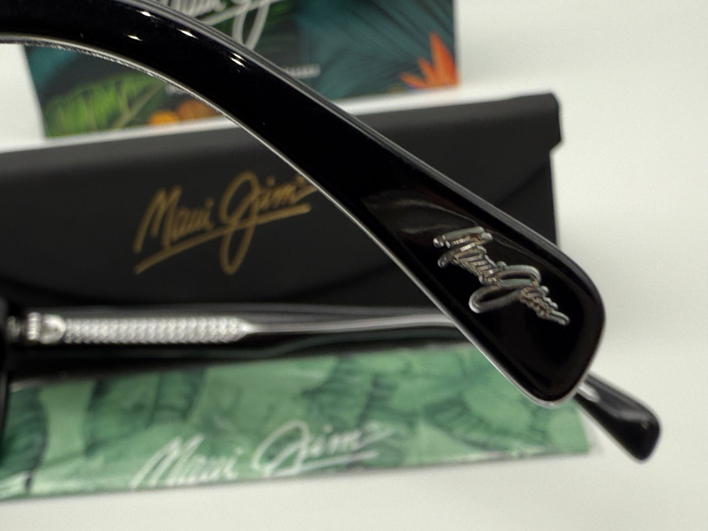 Maui Jim S Turns 56mm Black / Neutral Gray Polarized MJ 872-02 Italy NEW