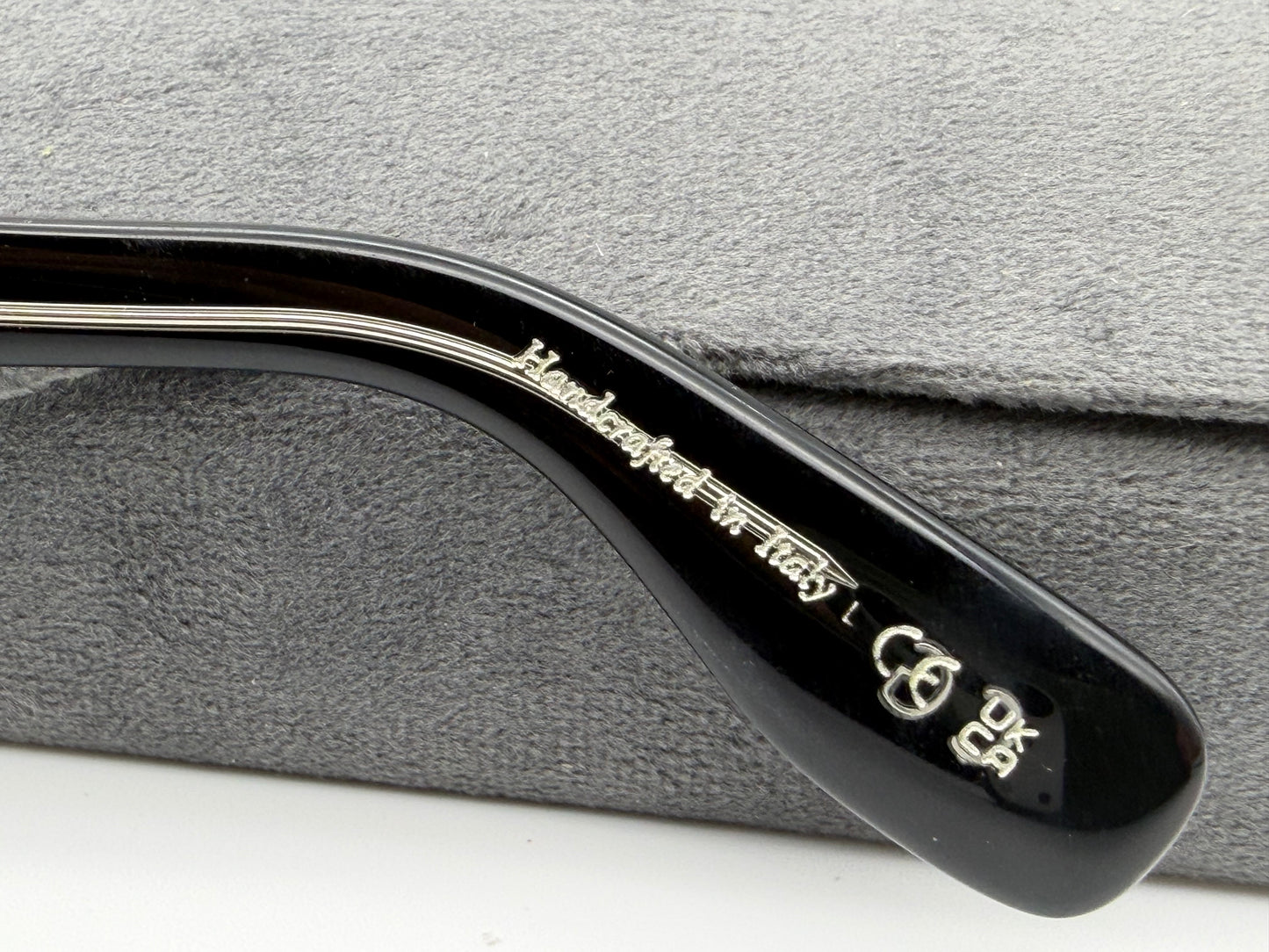 Oliver Peoples Cary Grant Sun 50mm OV 5413 Black / Blue Polarized 14923R Italy Preowned