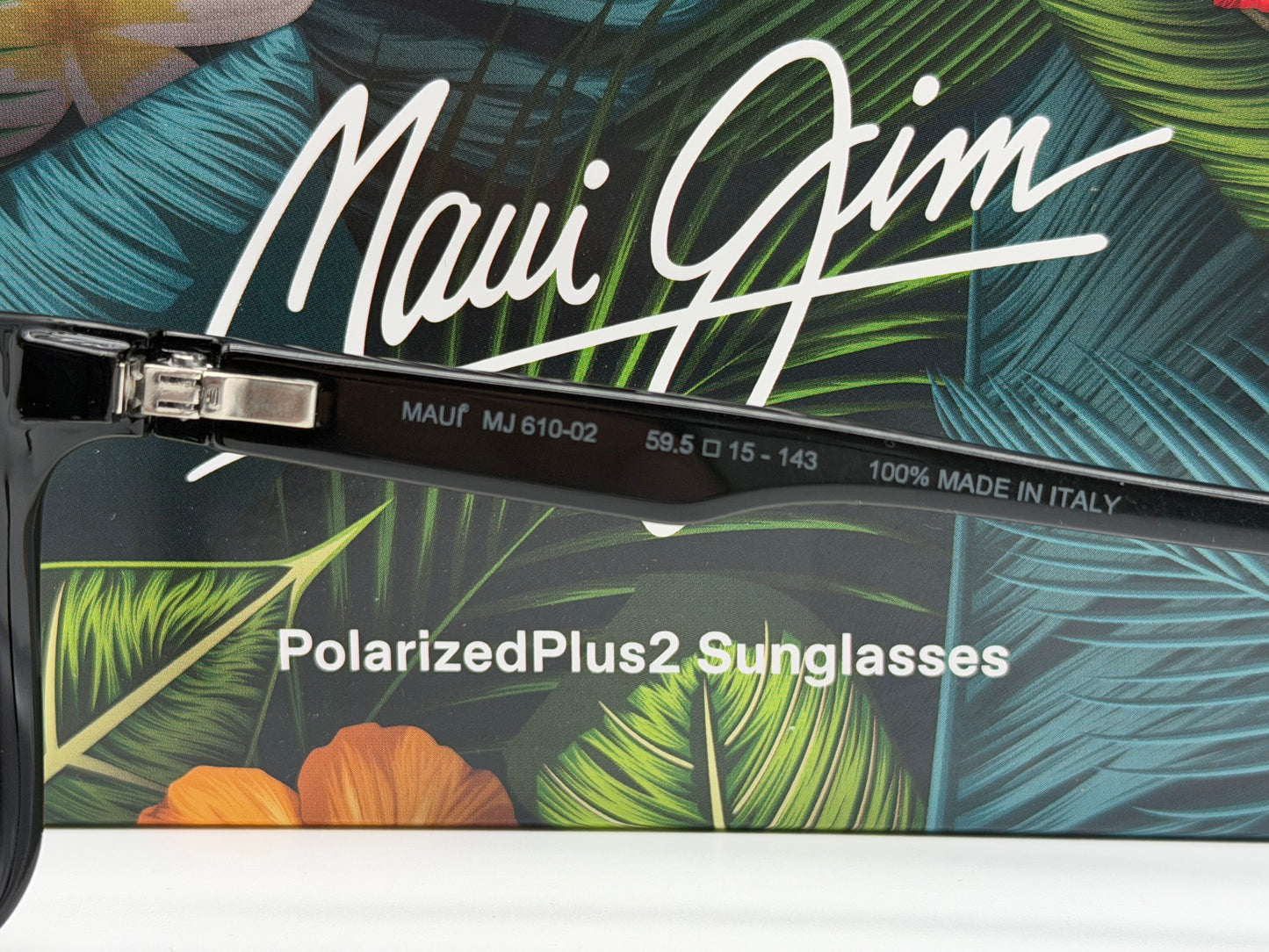 Maui Jim Mamalu Bay 59.5mm MJ 610-02 Gloss Black / Natural Gray Super thin Glass Itlay NEW