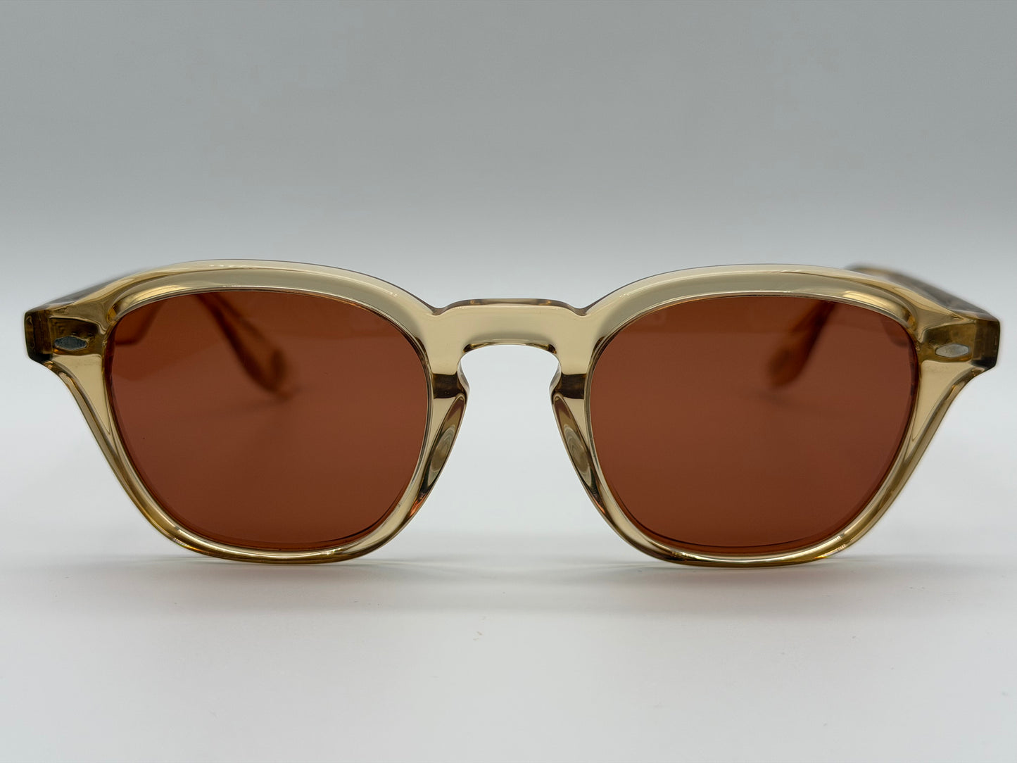 Oliver Peoples Peppe 48mm OV5517 SU 176653  Champagne / Persimmon Sunglasses Italy Preowned