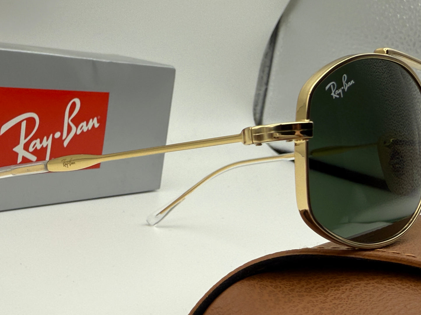Ray Ban RB 3719 51mm Gold / G 15 Sunglasses NEW