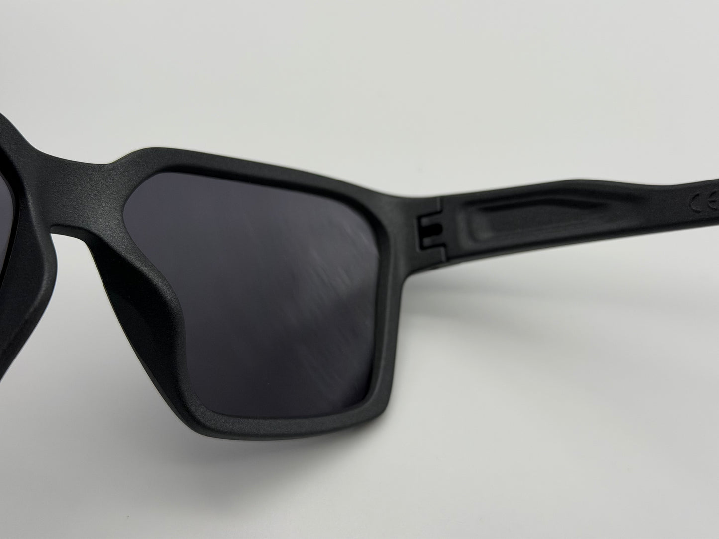 Oakley BRIZA 58mm Steel / Prizm Black O9497 USA Made NEW