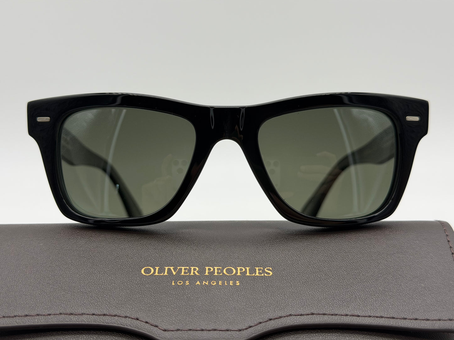 Oliver Peoples Oliver Sun 49mm OV 5393 SU Black/G-15 Polarized 1492/P1 Sunglasses Italy Preowned