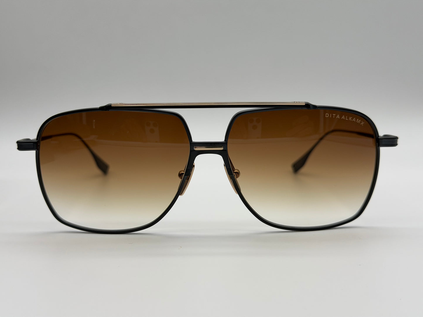 DITA ALKAMX 61mm Dark Black Iron White Gold Titanium / Brown to Clear Gradient Japan