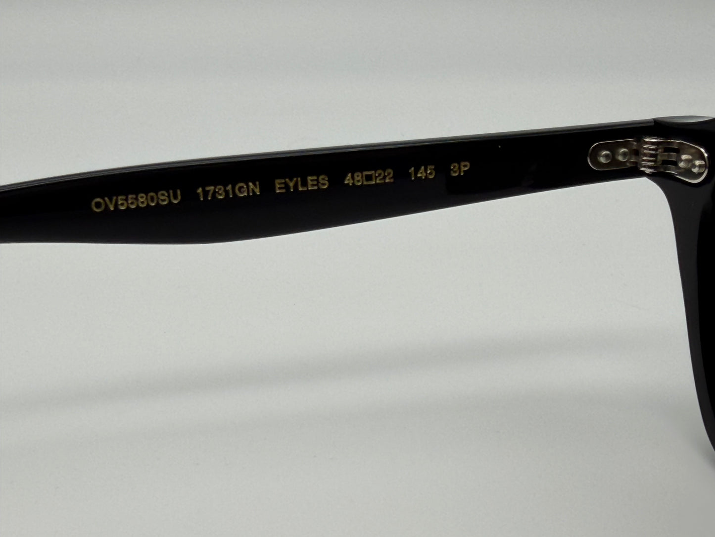 Oliver Peoples Eyles 48mm Black / Sandstone Gradient Polarized Japan Preowned