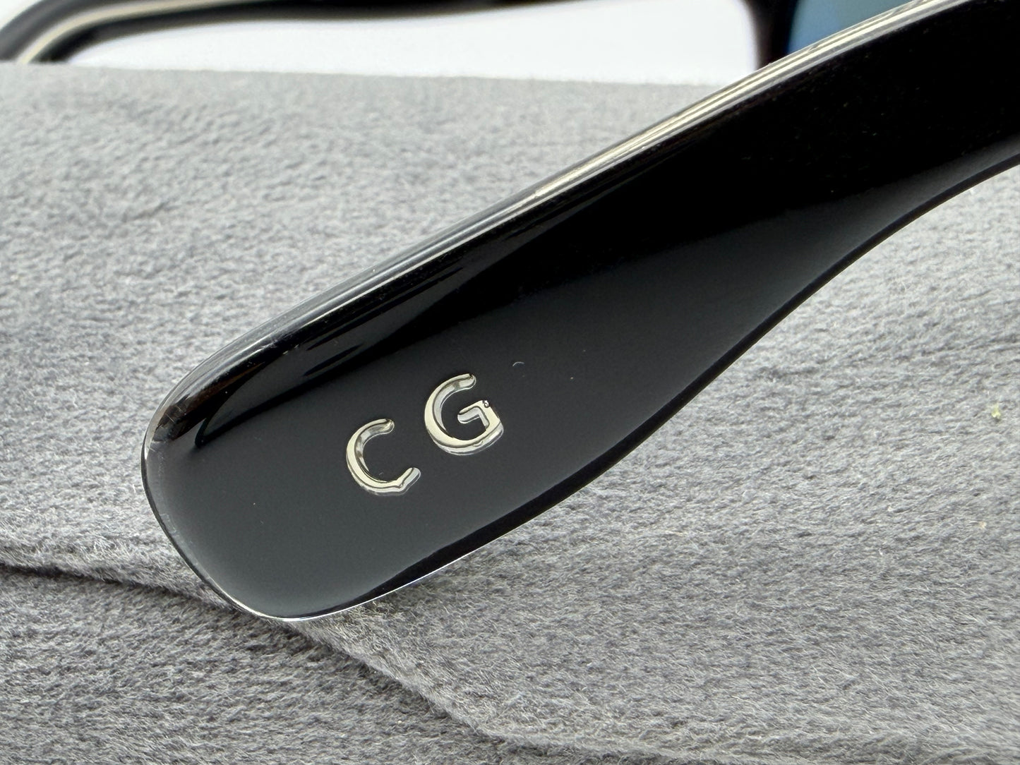 Oliver Peoples Cary Grant Sun 50mm OV 5413 Black / Blue Polarized 14923R Italy Preowned