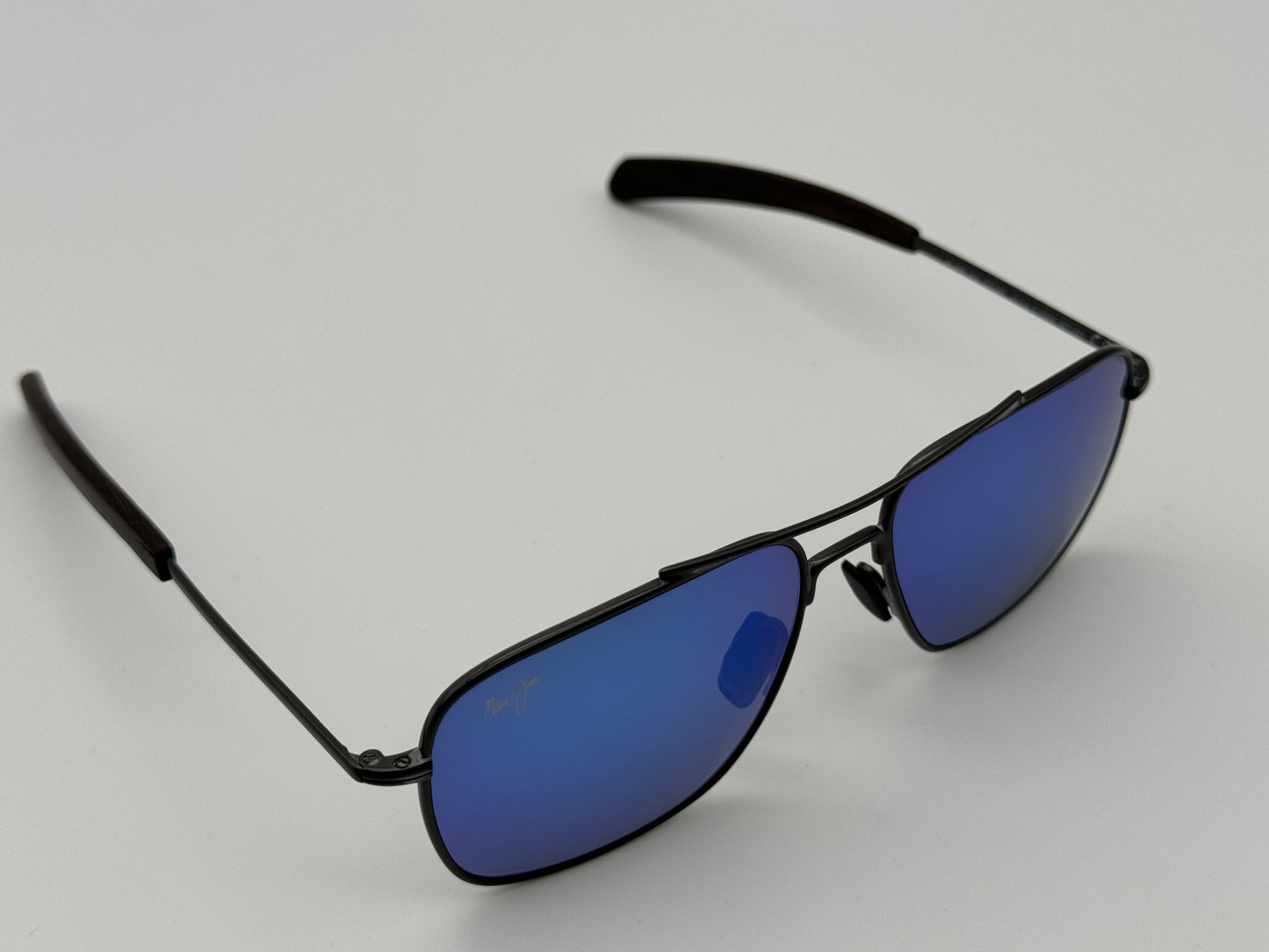 Maui Jim Island Life 57mm Blue Hawaii Gunmetal Exclusive Sunglasses Tommy Bahama Preowned