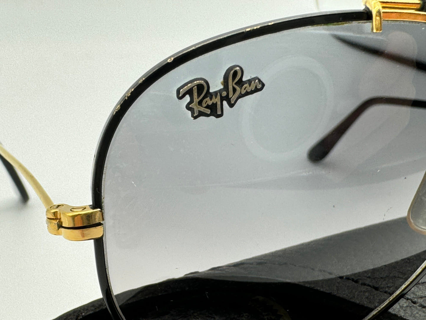 Ray-Ban Precious Metals Outdoorsman 58mm W0555 Gold / Black Photochromic Vintage B&L