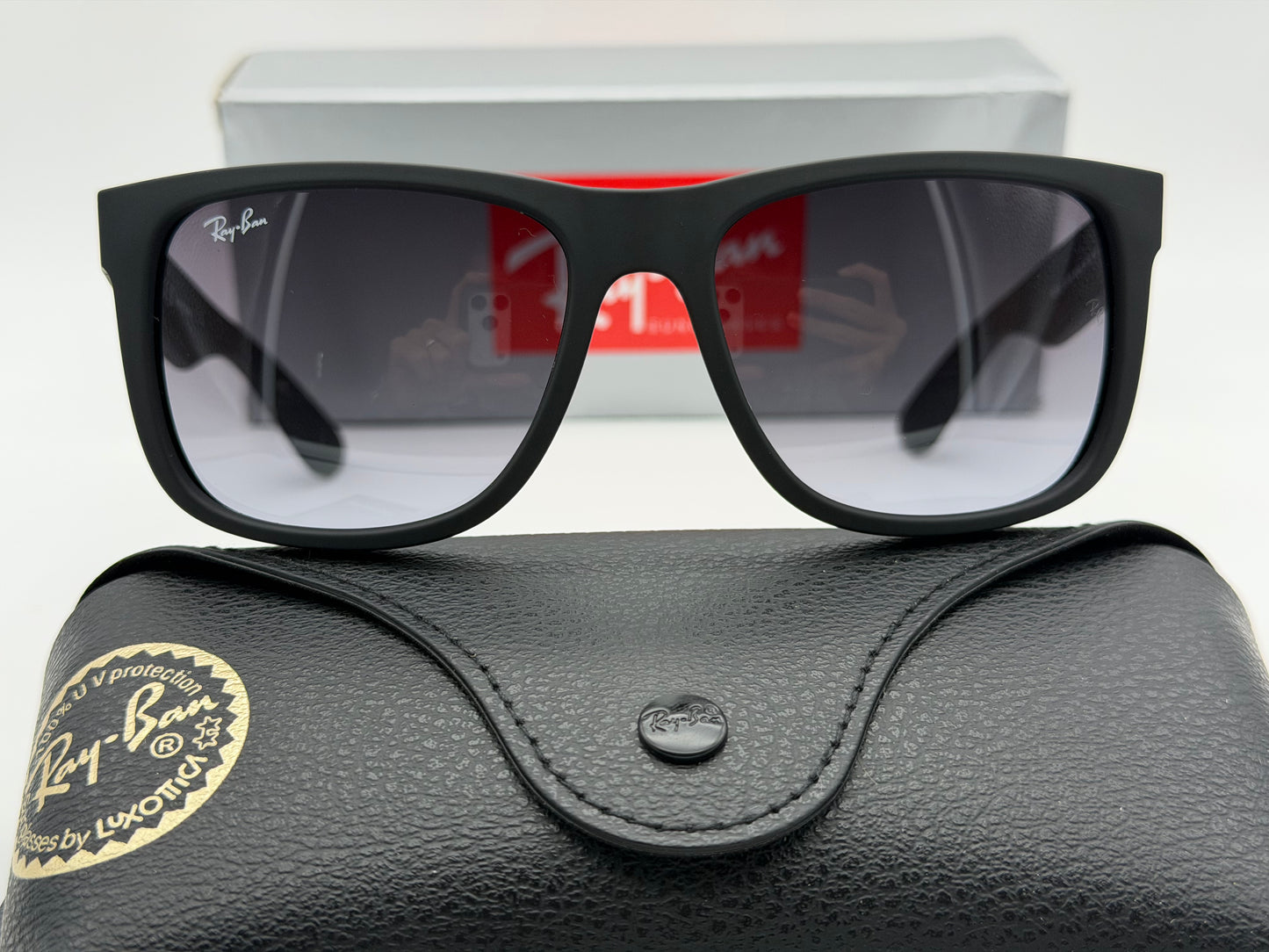 Ray-Ban Justin 54mm Rubber Black / Light Gray Gradient Dark Gray RB 4165 601 / 8G NEW