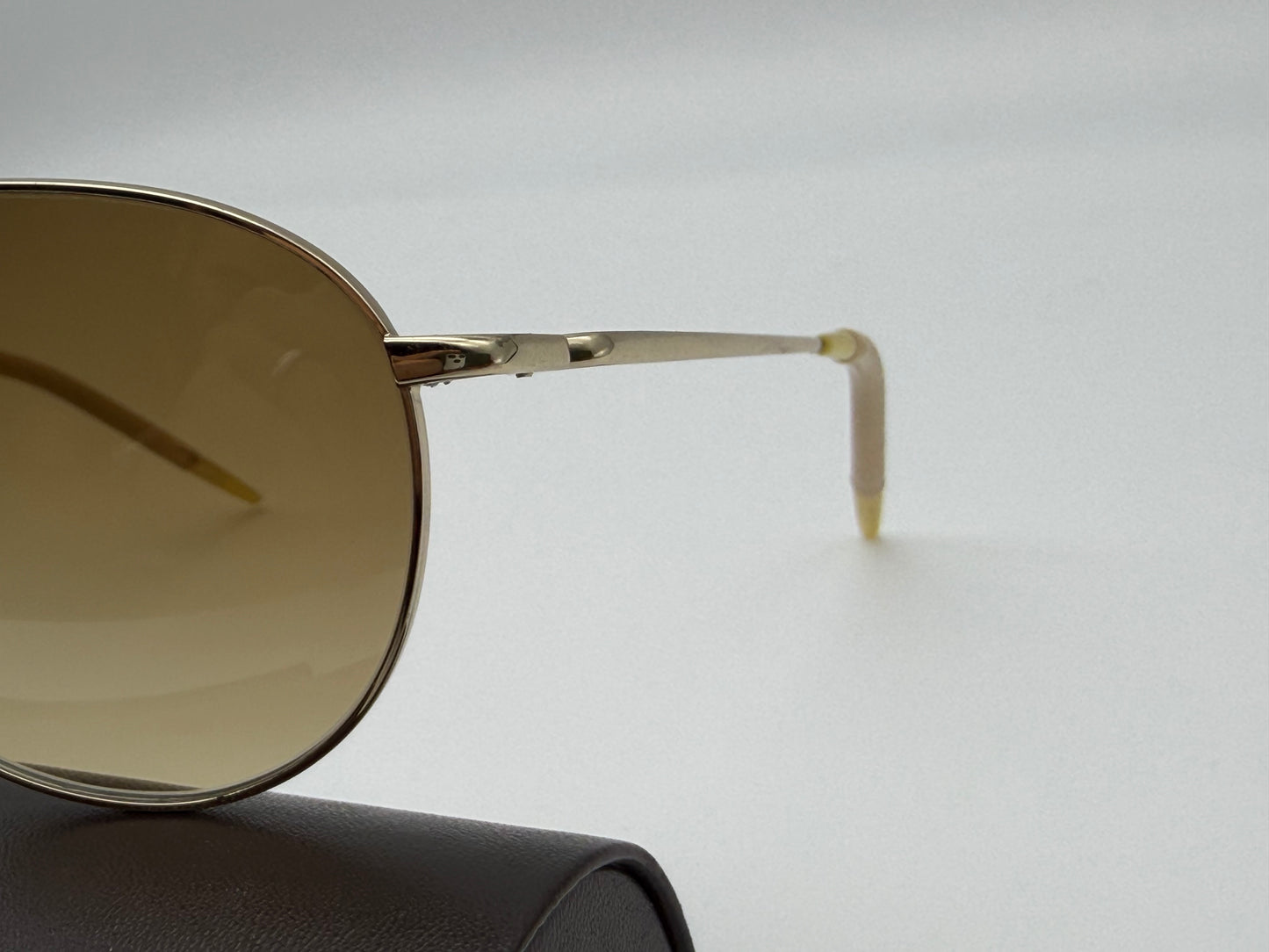 Oliver Peoples Benedict 59mm OV 1002 S 5035P1 Gold / Brown Gradient Photochromic Polarized Italy Preowned