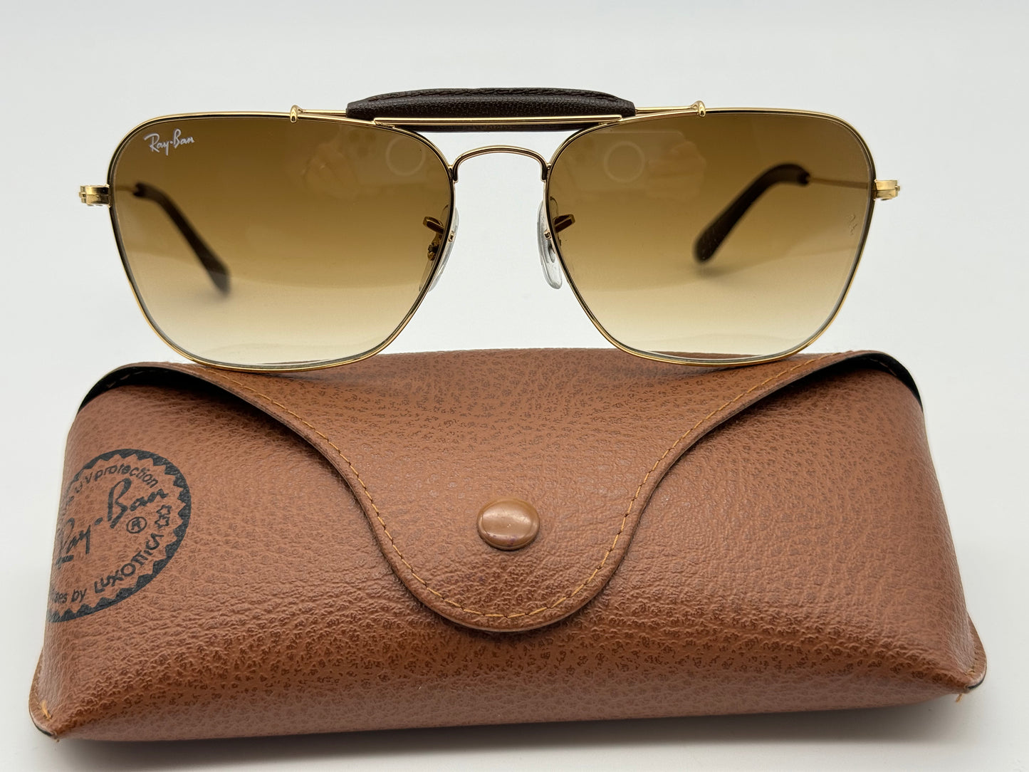 Ray-Ban Caravan Leather 58mm Gold Leather / Brown Gradient RB 3415 Q 001 / 51 Italy Preowned