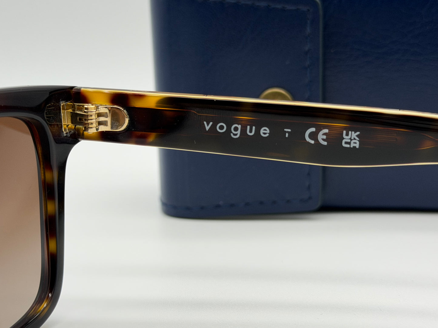 Vogue VO 5573 Dark Havana / Gradient Brown 55mm W65613 Wayfarer NEW