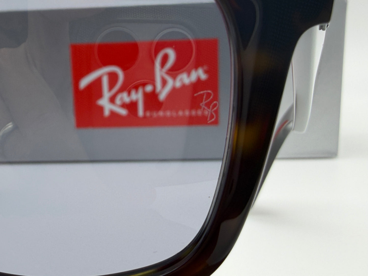 Ray-Ban Original Wayfarer 50mm RB 2140 Havana / Gray Glass Lens 1382R5 Italy NEW