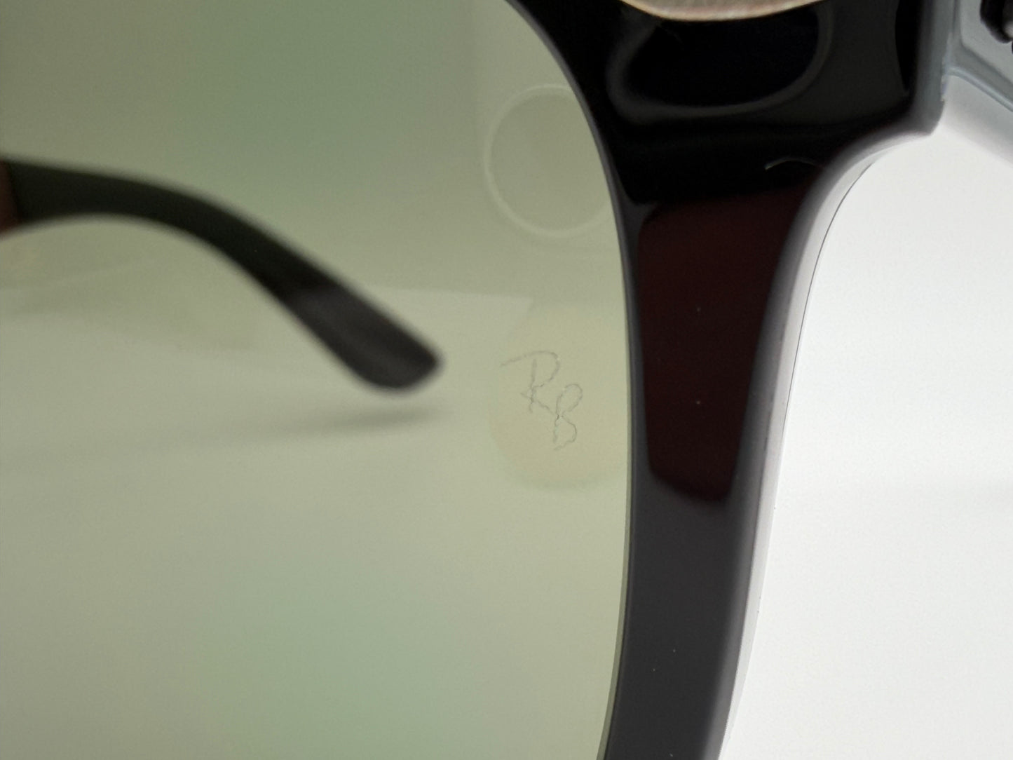 Ray-Ban Wayfarer Ease 50mm RB 4340 601 / 58 Black / G 15 Polarized Glass Lens Italy NEW