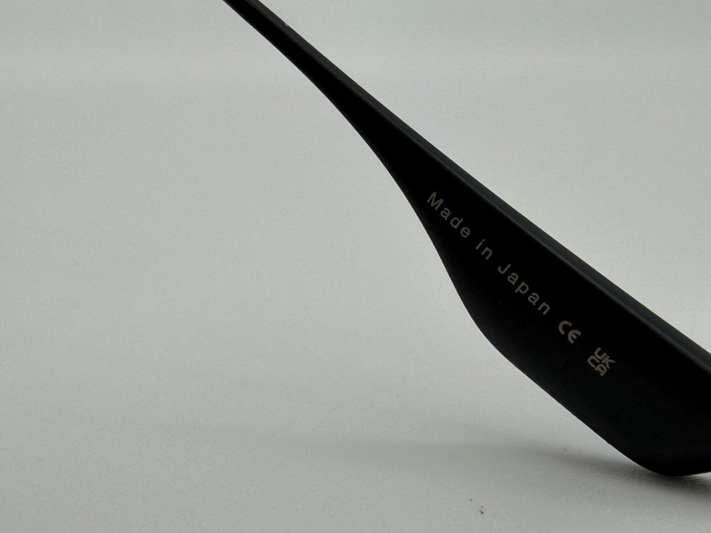 DITA ALKAMX 61mm Dark Black Iron White Gold Titanium / Brown to Clear Gradient Japan