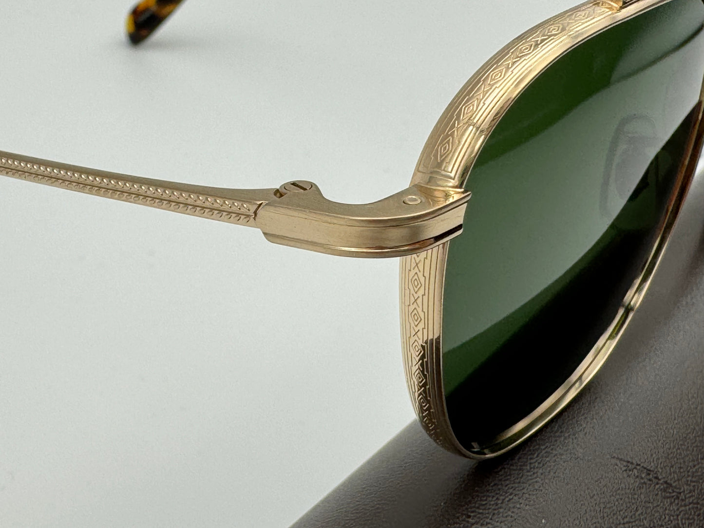 Oliver Peoples MANDEVILLE 49mm OV 1294 ST 531171 Green / Brushed Gold Titanium Sunglasses Japan NEW