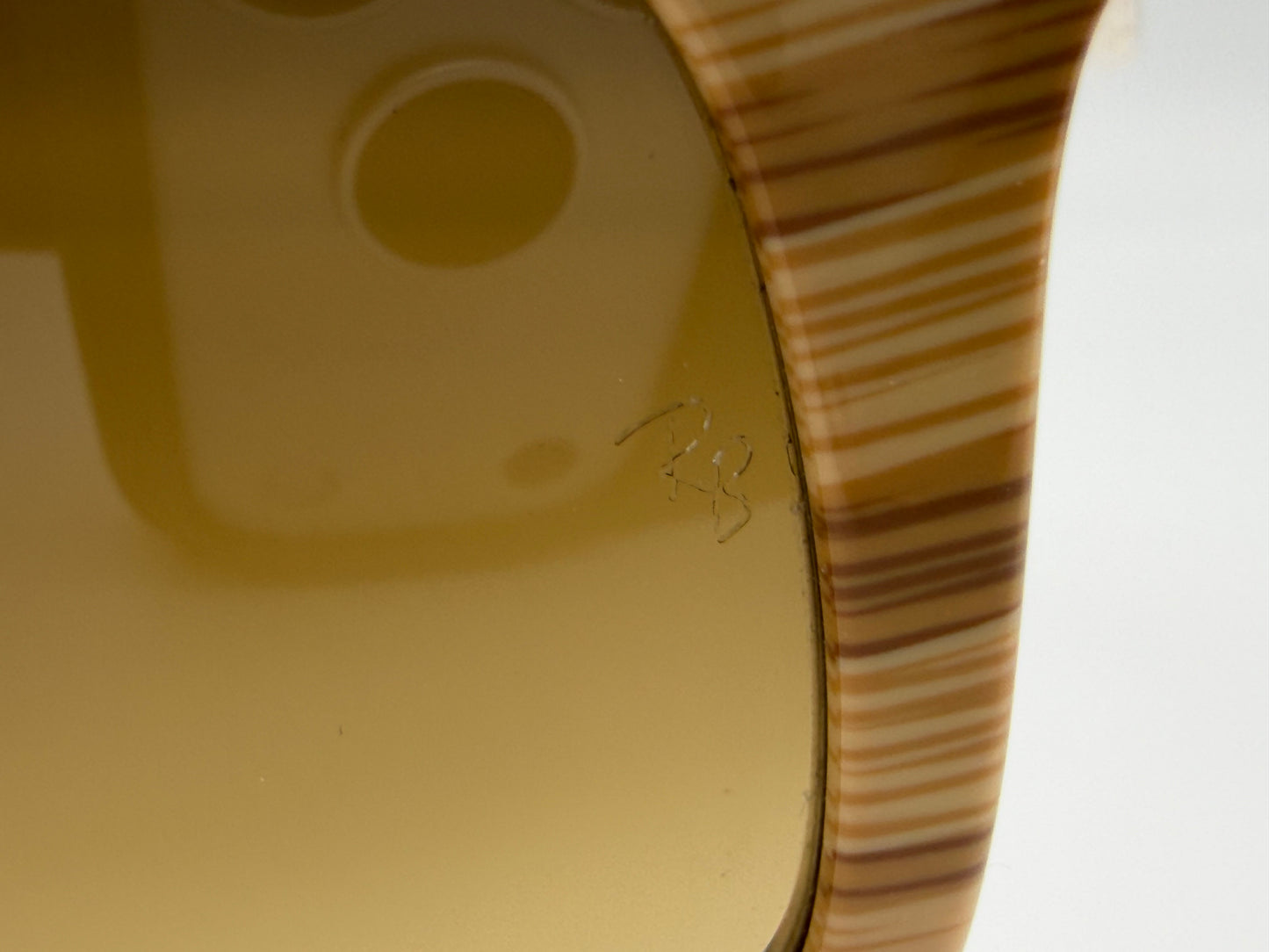 Ray-Ban Original Wayfarer 50mm RB 2140 1138/85 Light Wood On Surf/Brown Gradient Preowned