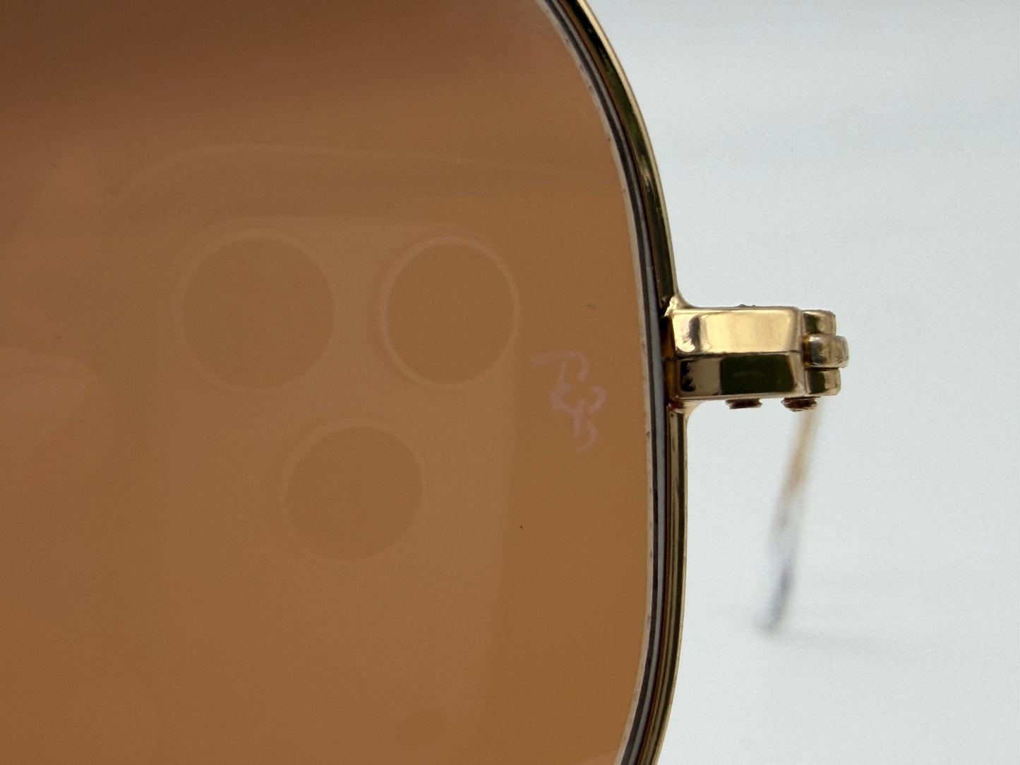 Ray-Ban Aviator L.A. Light Adaptive 58mm RB 3025 001/41 Preowned