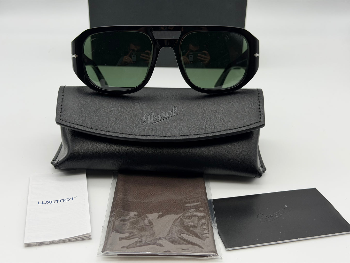 Persol Vincent 56mm Black / Green 95 / 31 Italy NEW