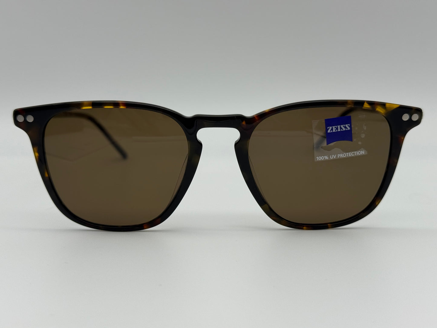 ZEISS 52mm Titanium Polarized Brown Lens / Amber Tortoise  ZS22703SP NEW