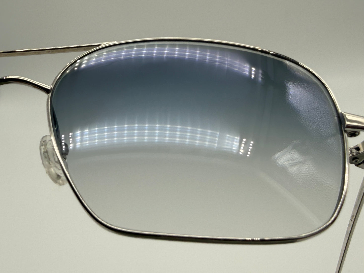Oliver Peoples Clifton 58mm Blue Gradient VFX Photochromic / Silver OV 1150-S First Gen Japan Preowned