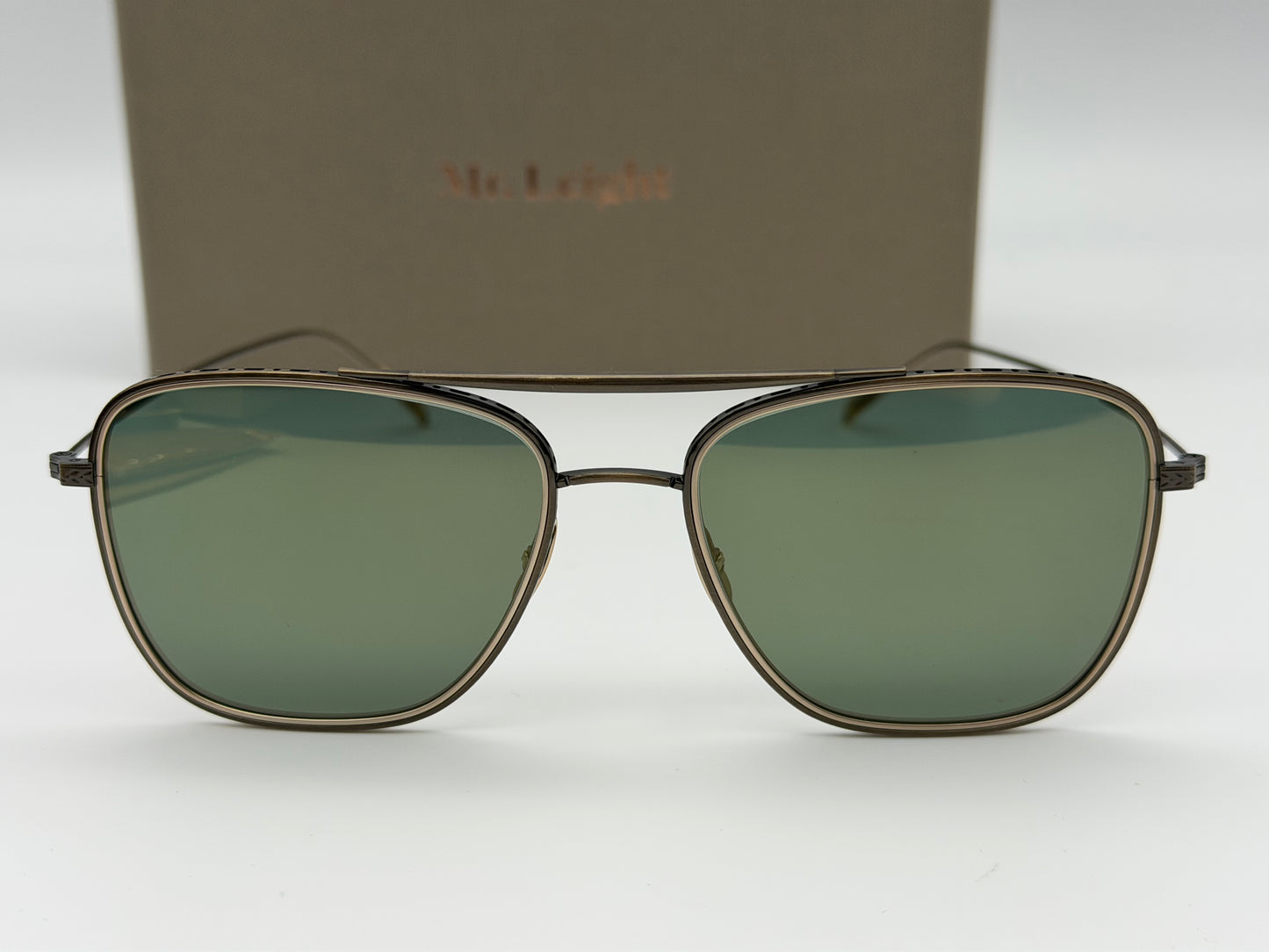 Mr. Leight Novarro S 55mm Antique Gold / G 15 Goldtone Mirror Titanium Japan