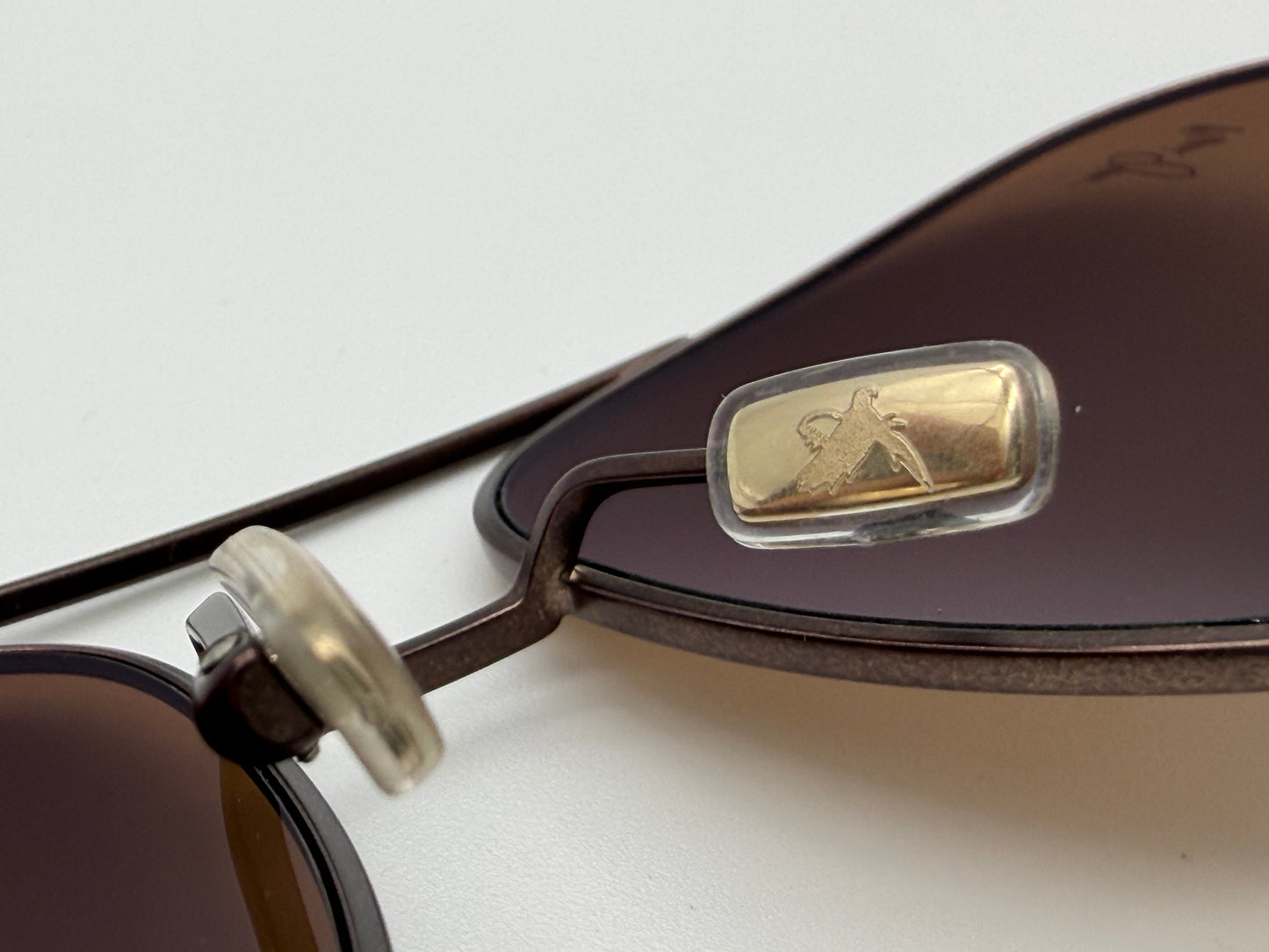 Maui Jim Mano 57mm Dark Brown / Gold Stripe HCL Bronze Polarized Sunglasses H877-01 Italy