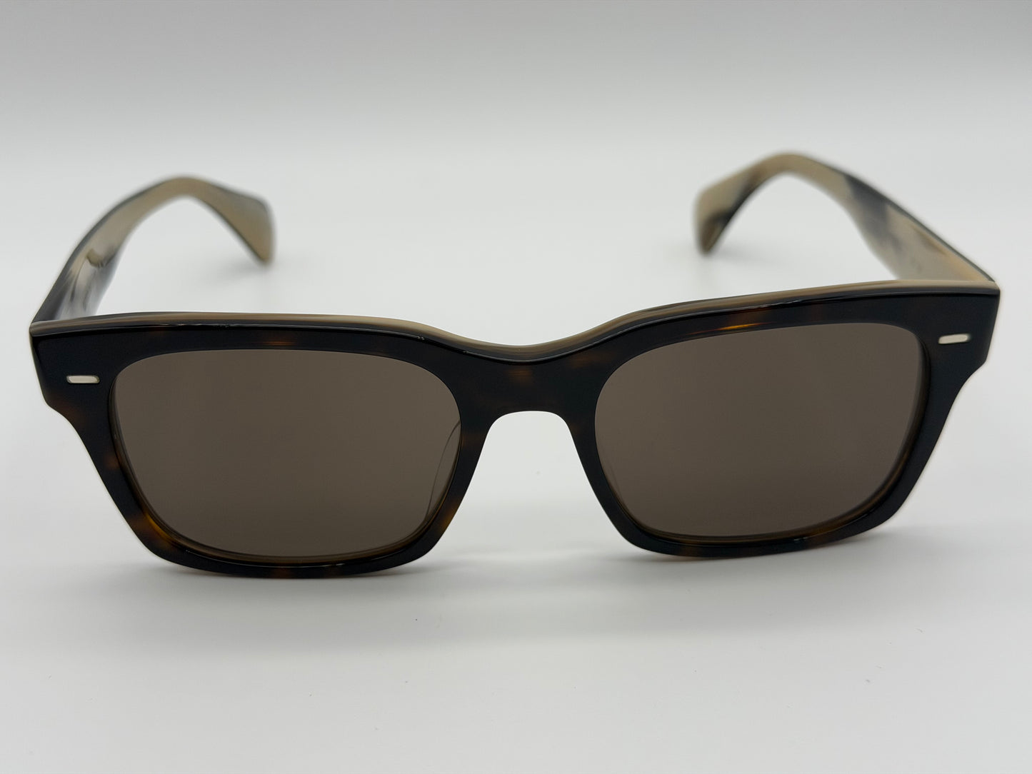 Oliver Peoples  RYCE SUN OV 5332 SU 54mm 362 / Horn - Brown Lens Italy Open Box