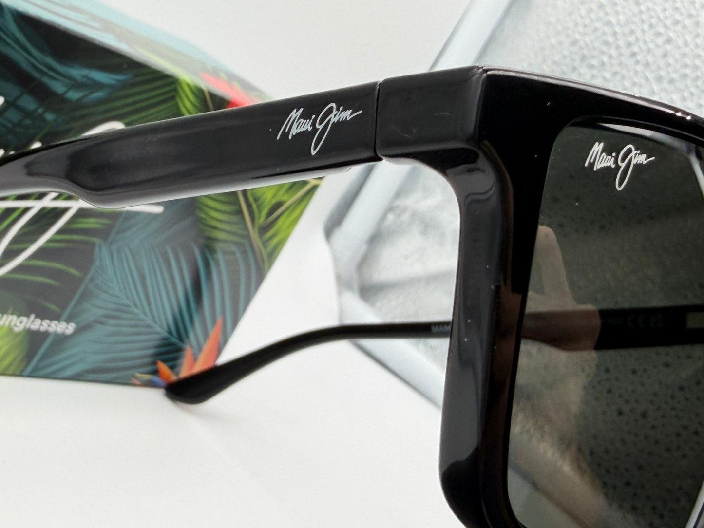 Maui Jim Mamalu Bay 59.5mm MJ 610-02 Gloss Black / Natural Gray Super thin Glass Itlay NEW