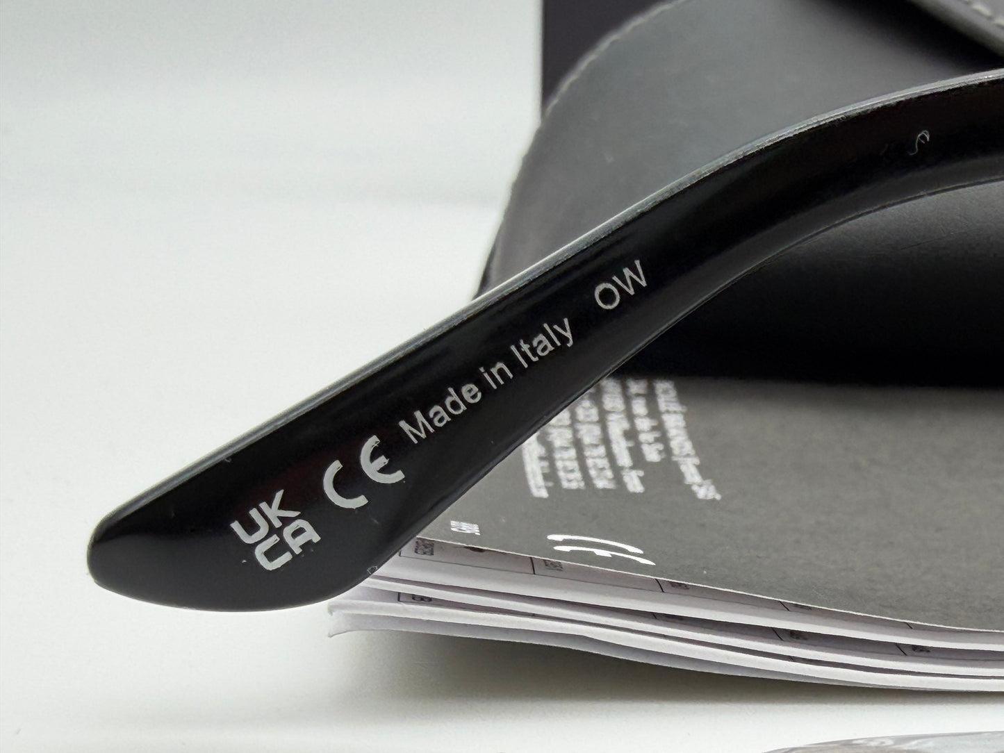 Serengeti Danby 64mm Shiny Black / Mineral Polarized 555nm SS527001 NEW