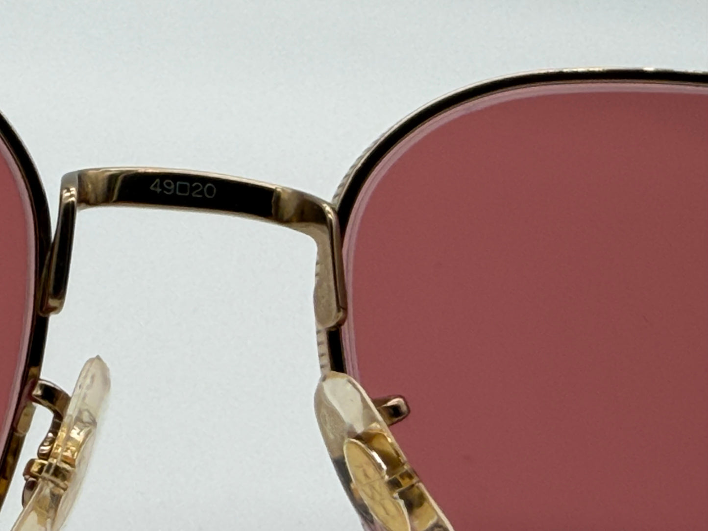 Oliver Peoples Rynn 49mm Gold Titanium / Magenta Photochromic Crystal Japan OV 1329 ST Preowned