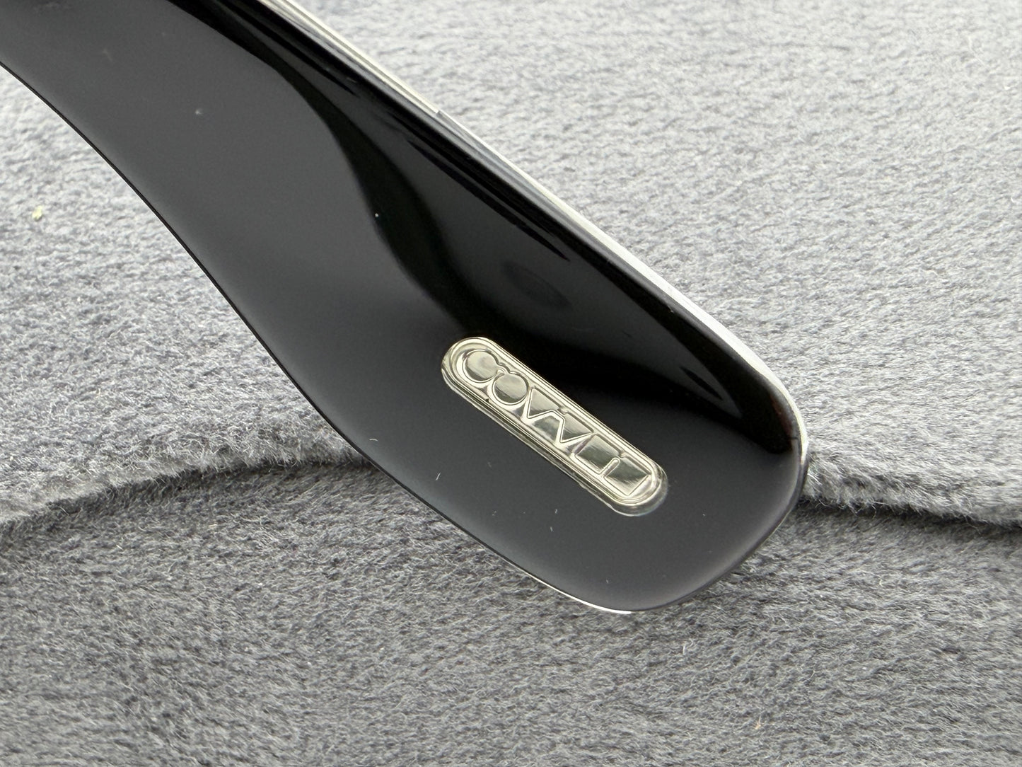 Oliver Peoples Cary Grant Sun 50mm OV 5413 Black / Blue Polarized 14923R Italy Preowned