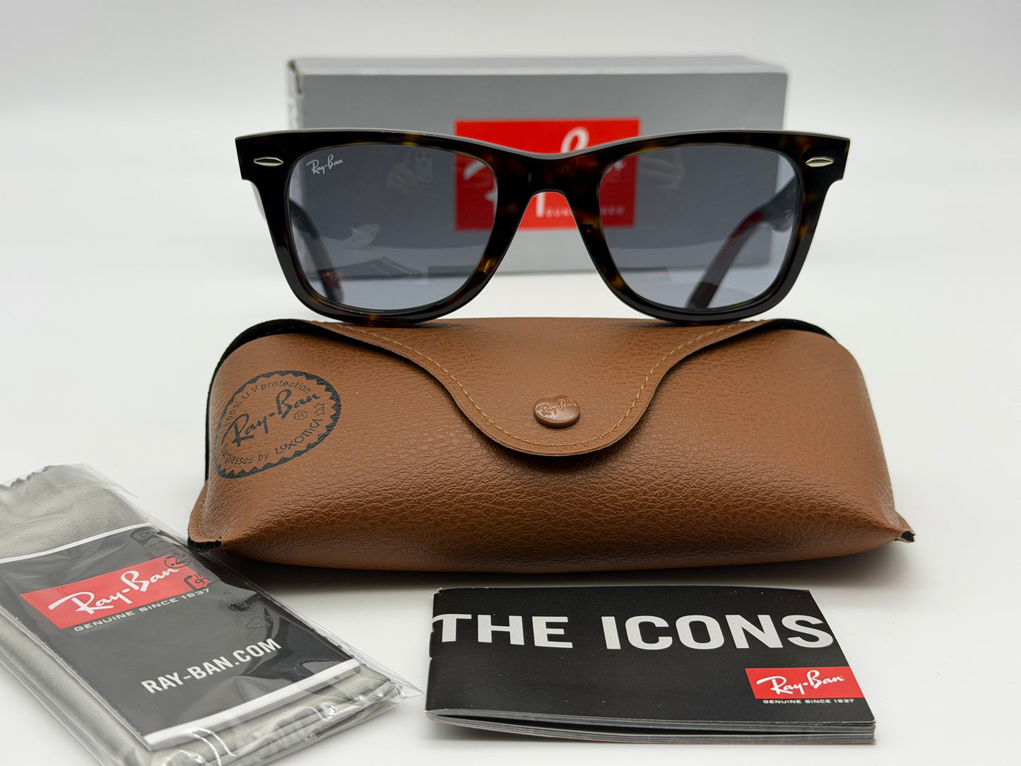 Ray-Ban Original Wayfarer 50mm RB 2140 Havana / Gray Glass Lens 1382R5 Italy NEW