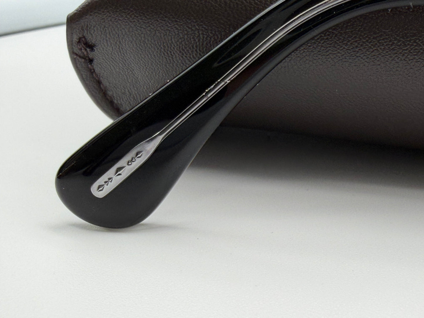 Oliver Peoples Oliver Sun 49mm OV 5393 SU Black/G-15 Polarized 1492/P1 Sunglasses Italy Preowned