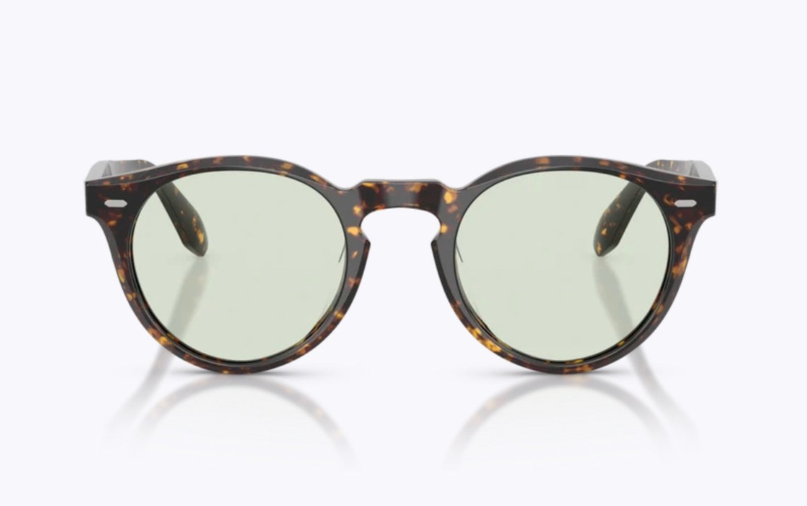 Oliver Peoples N.07 SUN Atago Tortoise / Fern Wash to Dark Crystal Photochromic OV 5587SU Japan New