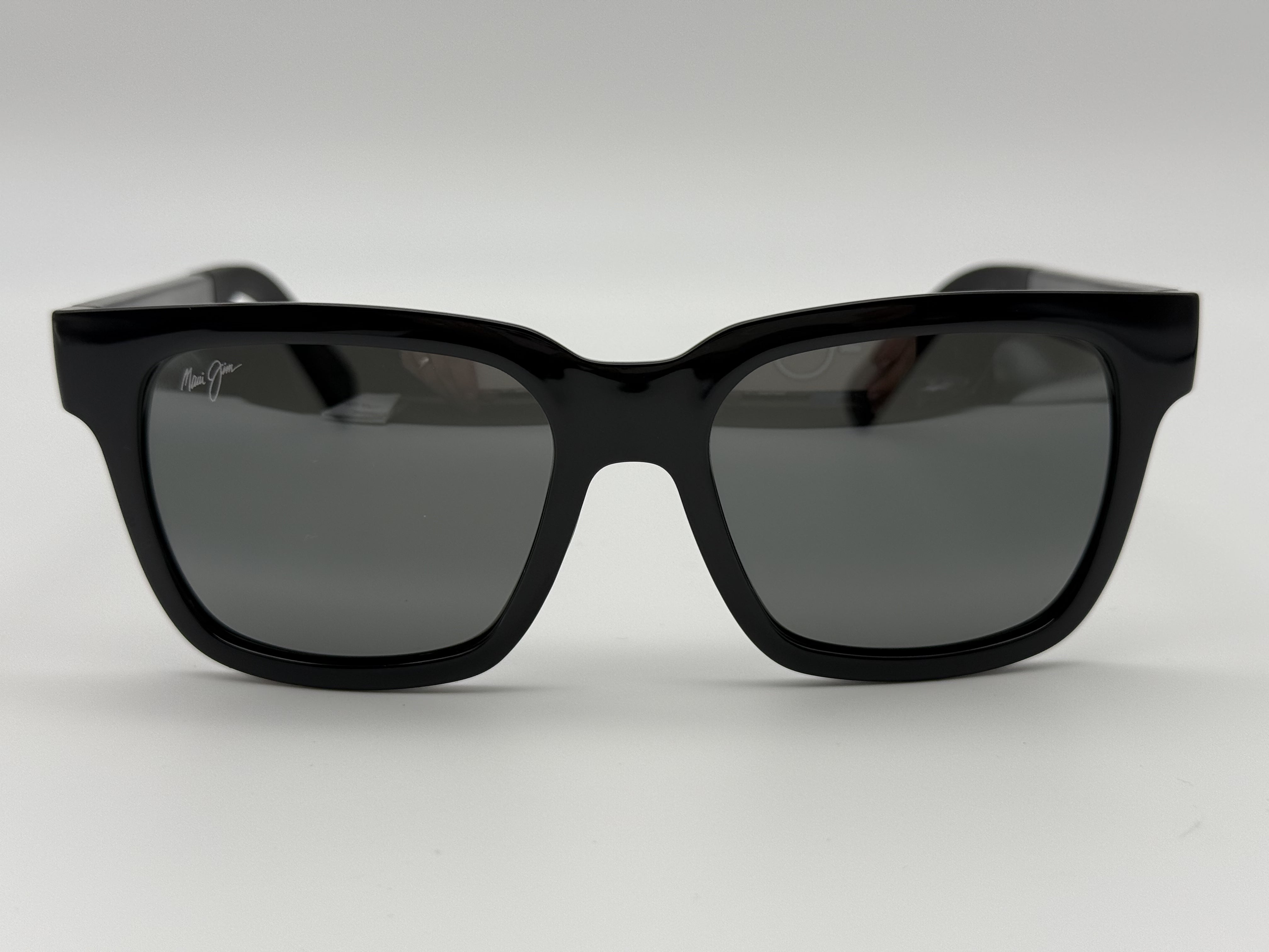 Maui Jim Mongoose 54mm Black / STG Natural Gray Polarized MJ540-02