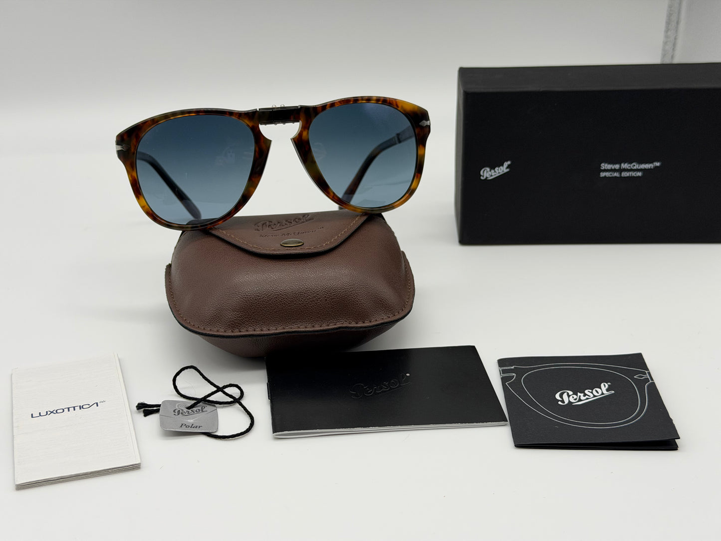Persol 714 SM 54mm Caffe Light Blue Gradient Dark Blue Polarized 0108S3 Steve McQueen Italy Open Box
