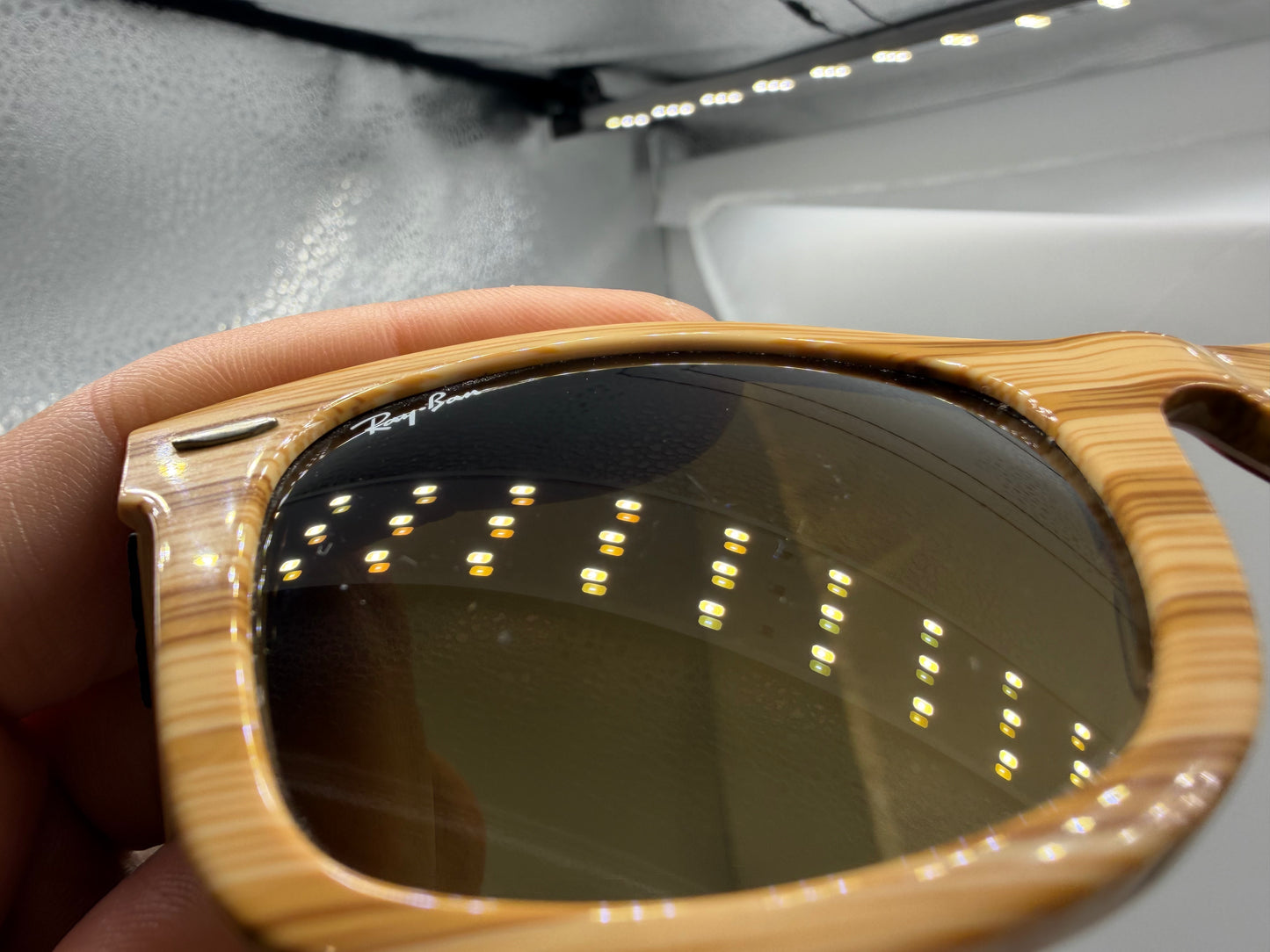 Ray-Ban Original Wayfarer 50mm RB 2140 1138/85 Light Wood On Surf/Brown Gradient Preowned