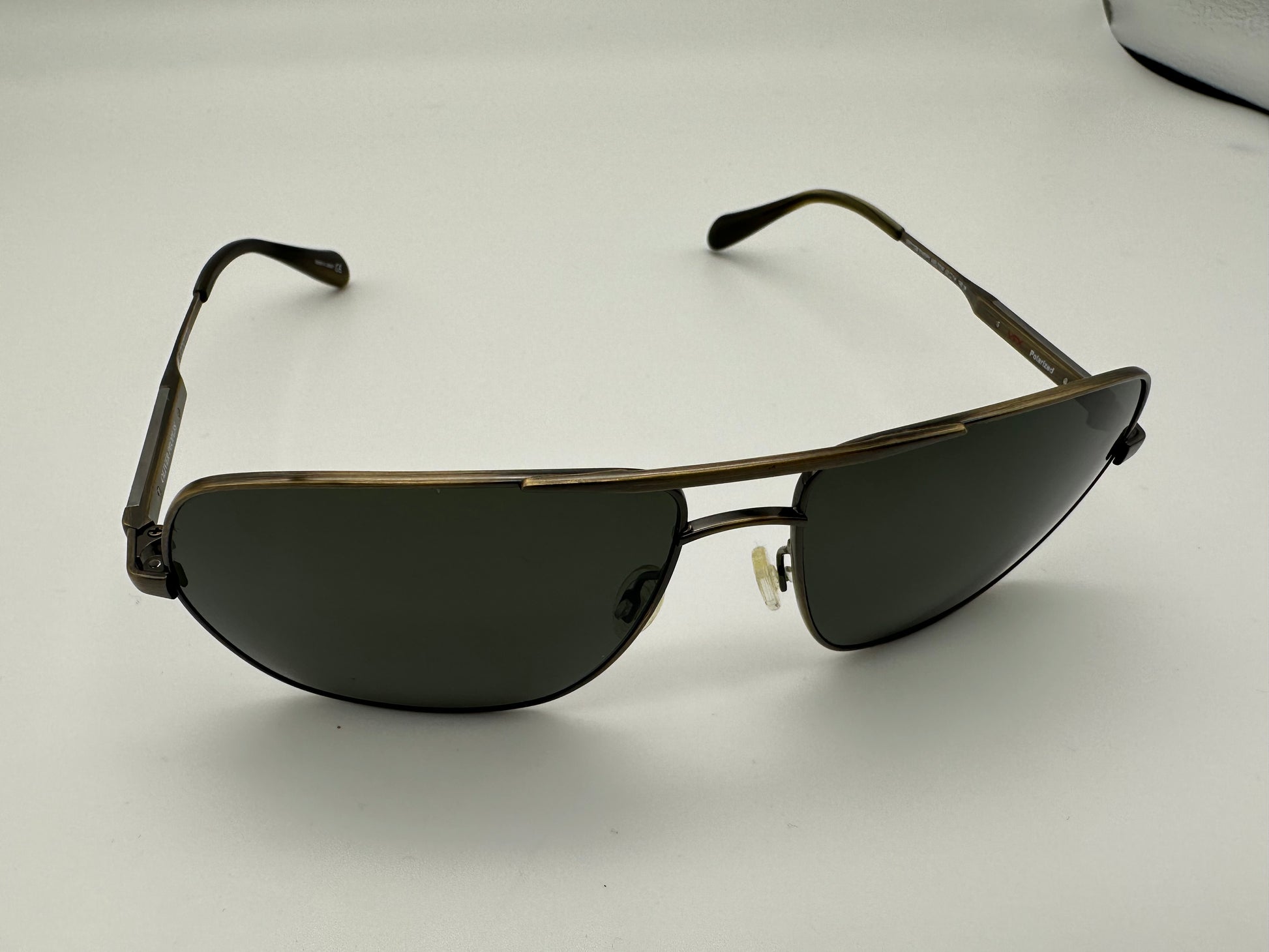 Oliver Peoples OV 1112S Kelton T62 5140 p1 62mm Antique Gold PREOWNED Shade Review Store