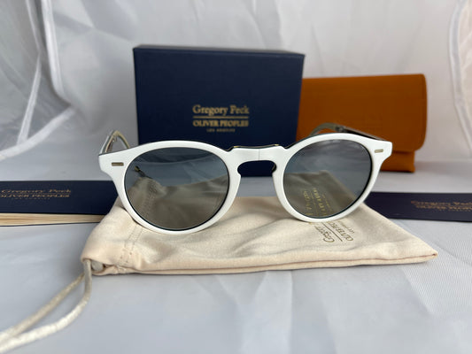 Oliver Peoples Gregory Peck 47mm 1962 Folding sunglasses OV5456SU White Silver Mirror PREOWNED