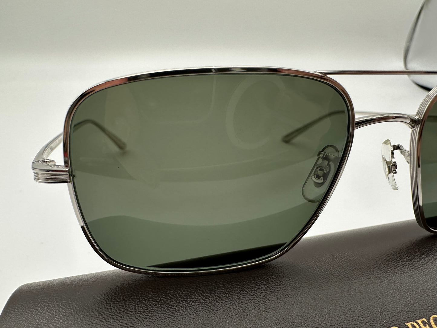 Oliver Peoples Victory LA 54mm OV 1246 ST Silver Midnight Express Polarized Silver Titanium