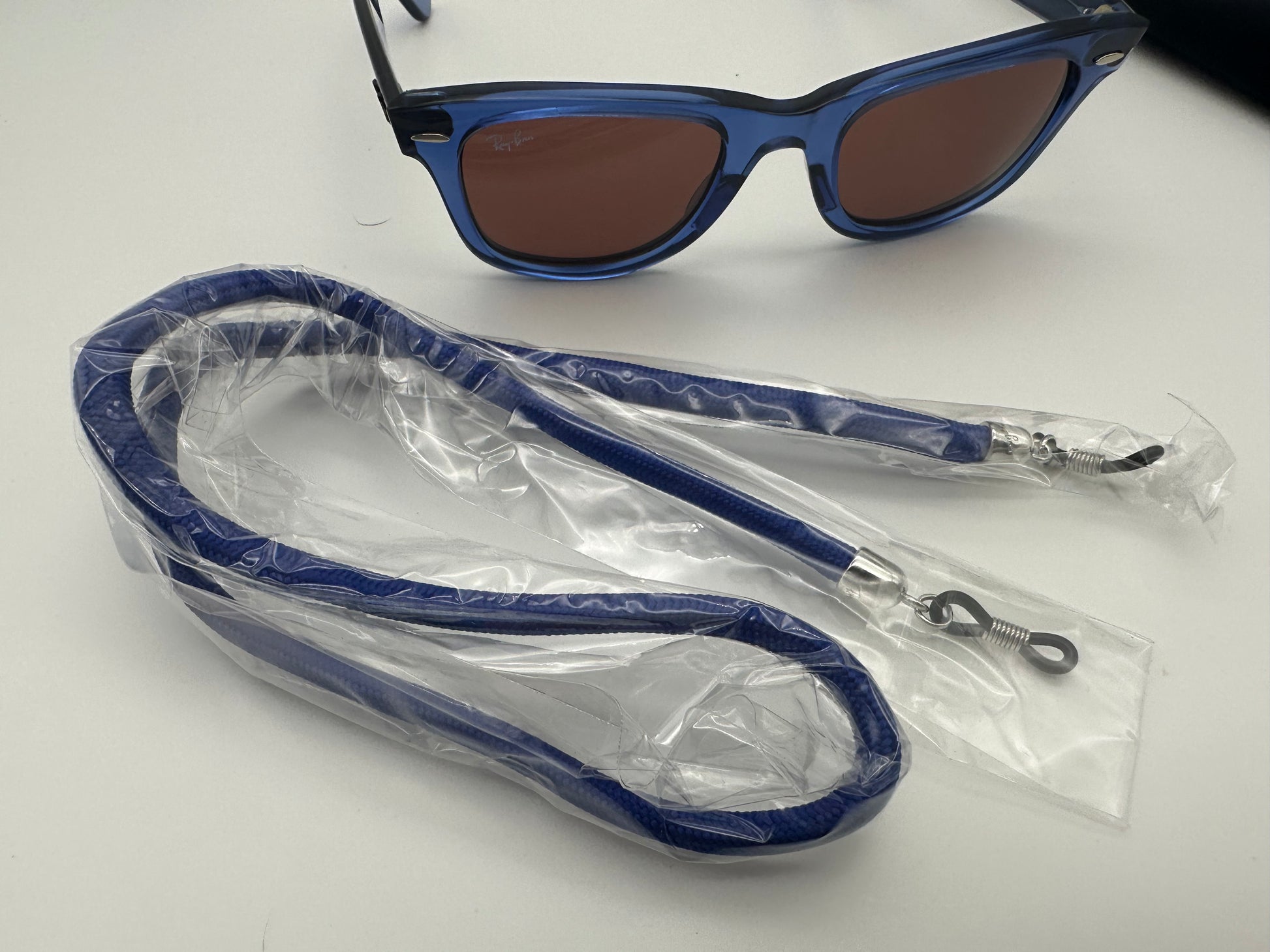 Ray Ban Original Wayfarer 50mm Transparent Blue Color Mix with Leash I Shade Review Store